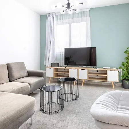 Lavra Residences I * לימסול